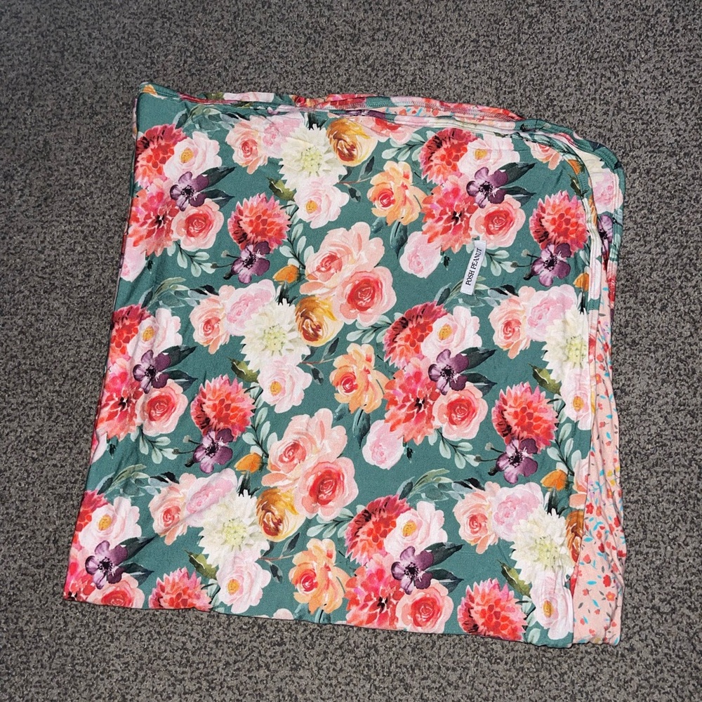 Posh Peanut Floral Print Bamboo Patoo